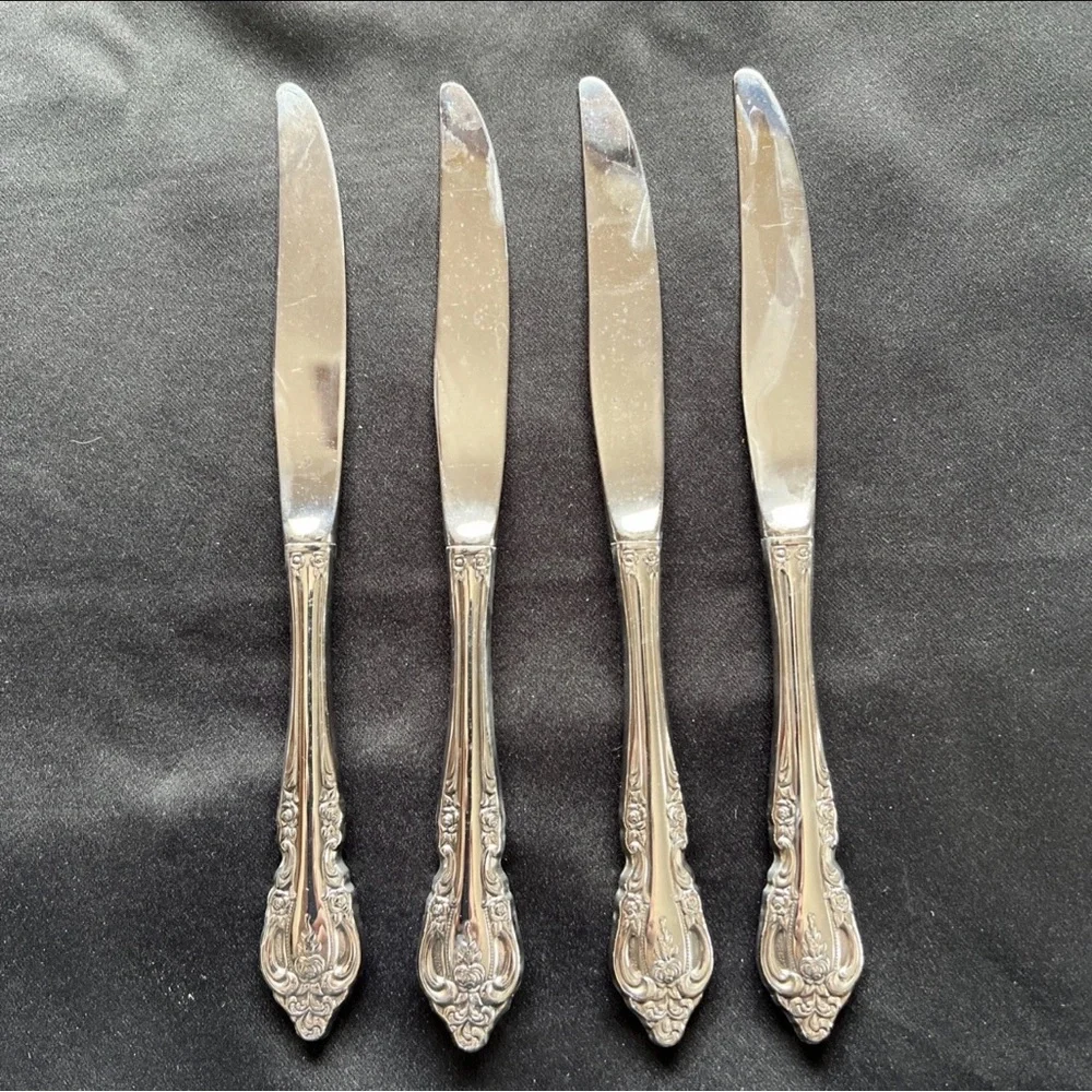 Oneida Brahms 4pc set of Knives‎ silverware flatware